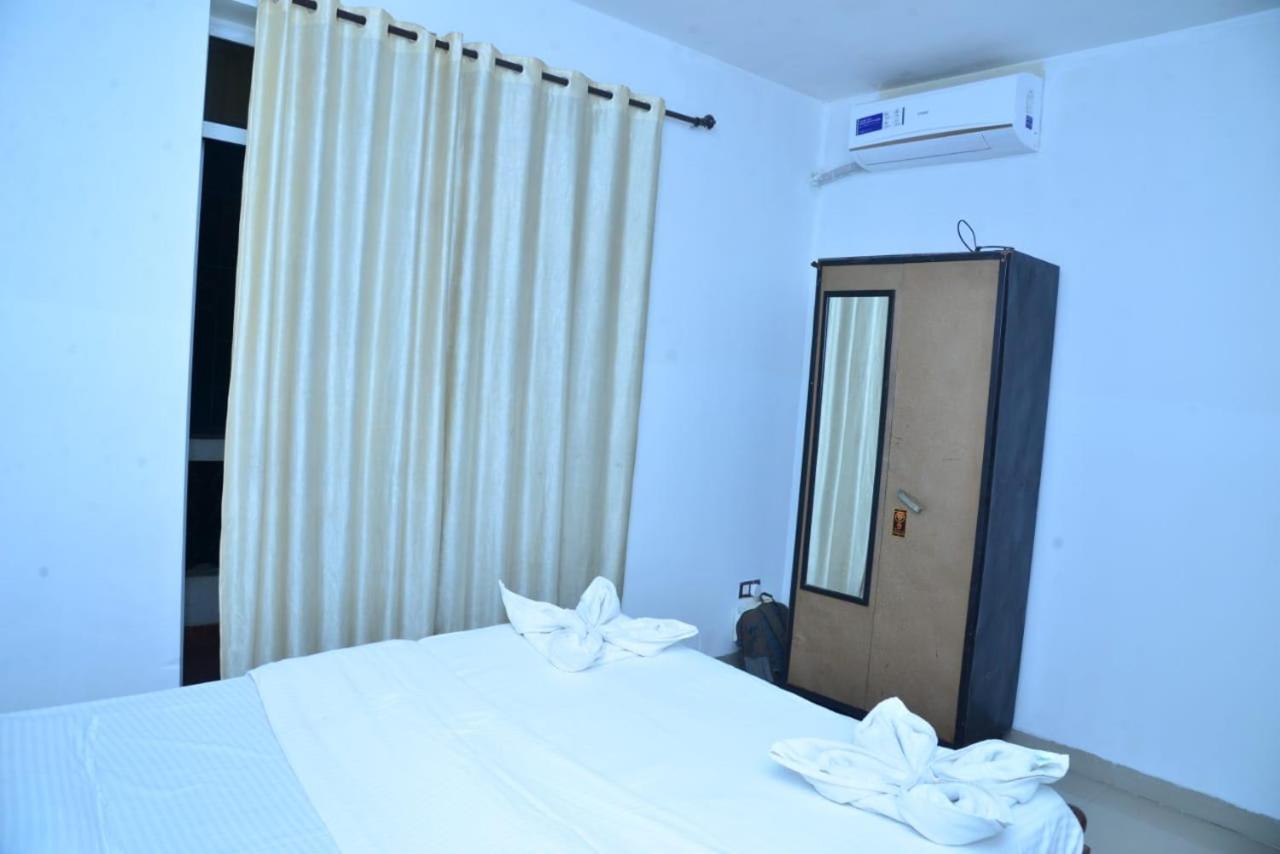Cliff Heaven 2 Bhk Ac Apartment Orlim Exteriér fotografie